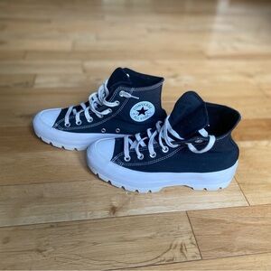Converse Chuck Taylor All Star Lugged High-Top Women's Sneaker - Black size 8